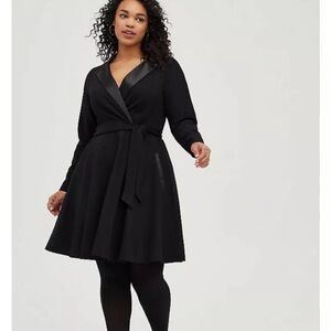 Torrid TUXEDO skater DRESS black pockets size 28  fit and flare long sleeves NWT